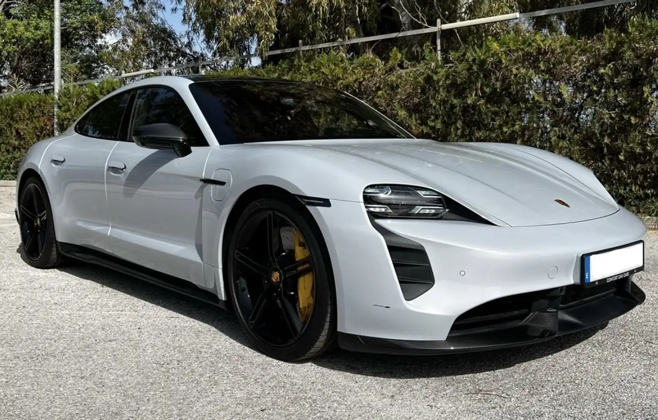 Porsche Taycan GTS